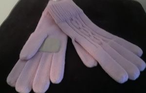 Women's pink knit gloves